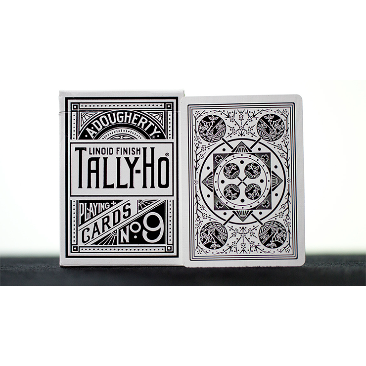 White Tally Ho (Fan Back) Playing Cards